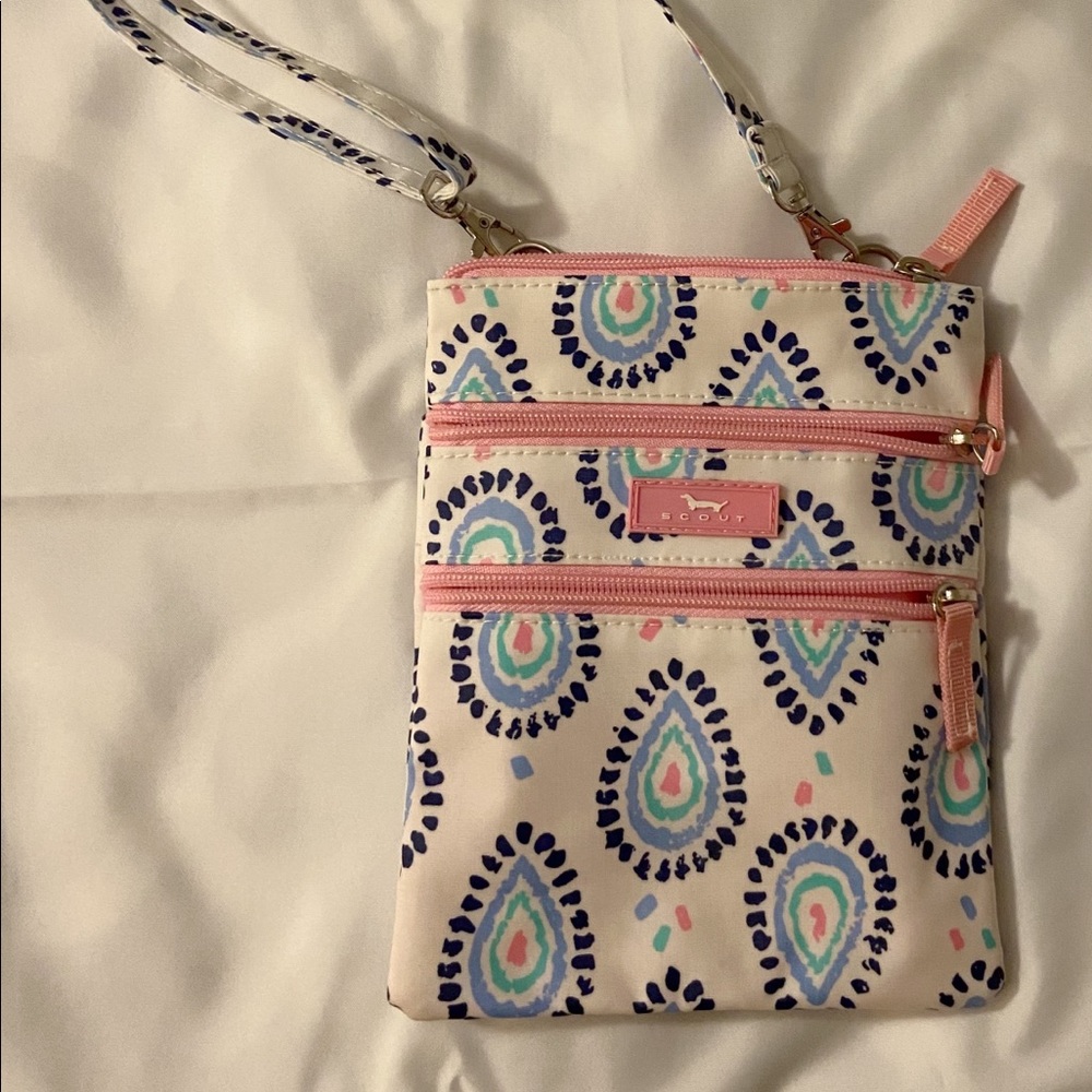 Scout Crossbody Bag